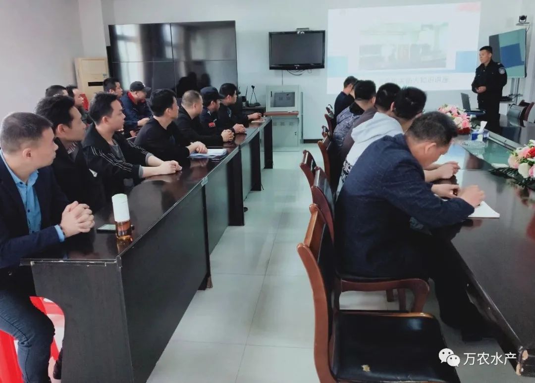 消防培訓(xùn)進工廠 把好安全“防火關(guān)”
